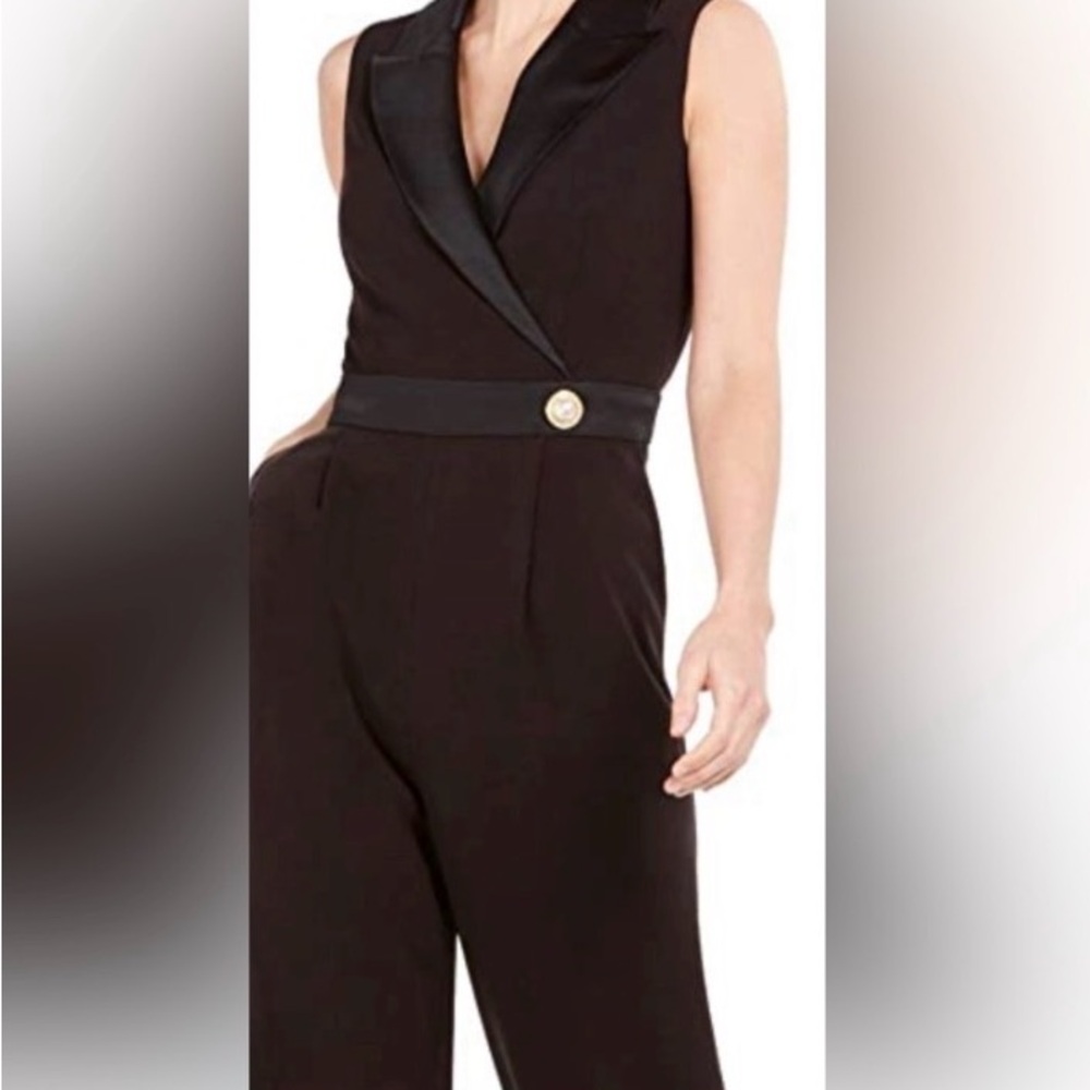 Vince Camuto Elegant Black Jumpsuit with Satin Neck & Waist🤍🖤
